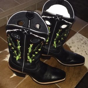 Twisted X Ladies Gold Buckle Western Boot, sz 9,B